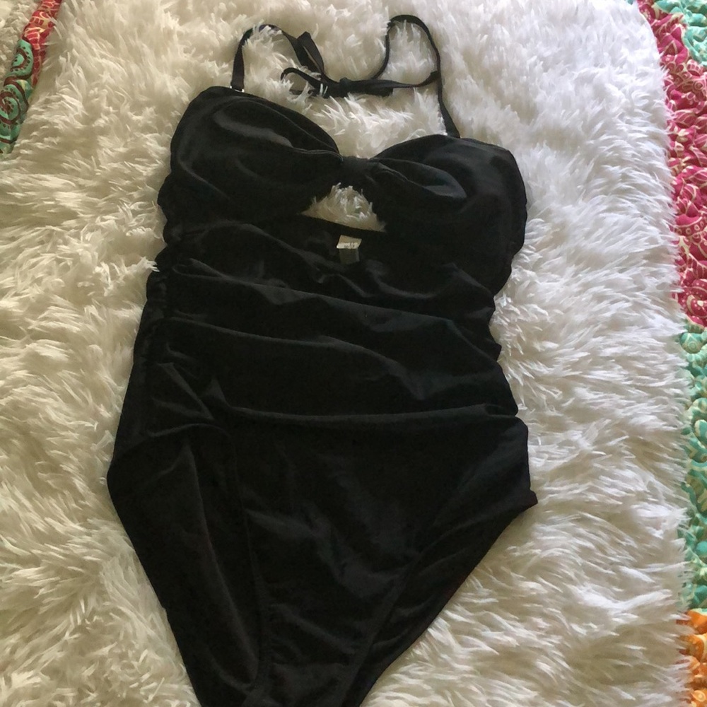 Black OnePiece Swimsuit          Large
